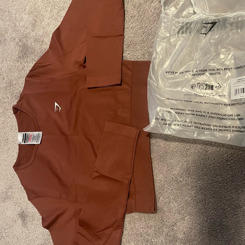 Gymshark long sleeve crop top